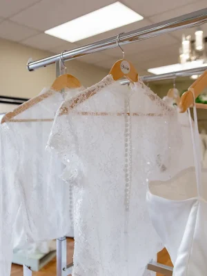 Wedding dress accessories